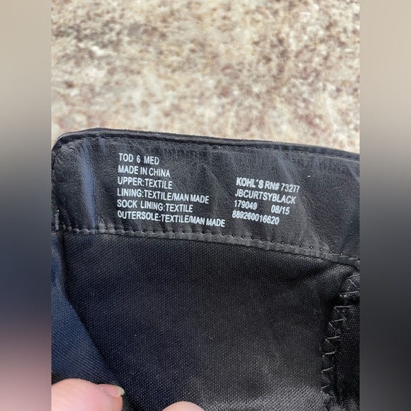 2/$12 Tall black toddler boots !! - Picture 4 of 6